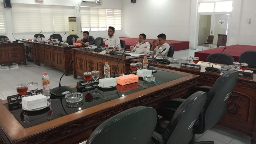 PT HPP Mangkir RDP PT HPP Mangkir RDP