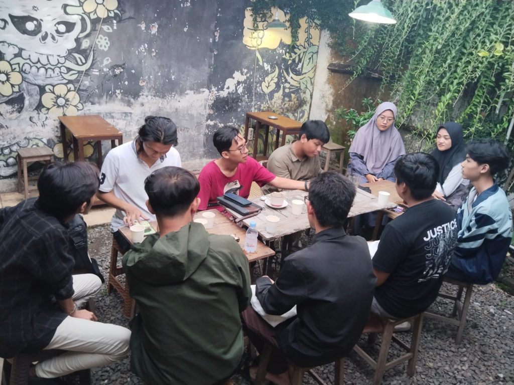 Literasi Jalan Kudus Literasi Jalan Kudus